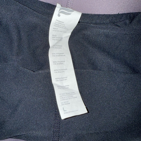Fabletics - Picture 4 of 5